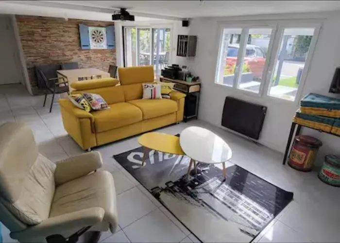 Maison Proche Du Circuit Des 24h Du Mans Hébergement de vacances Sargé Les Le Mans